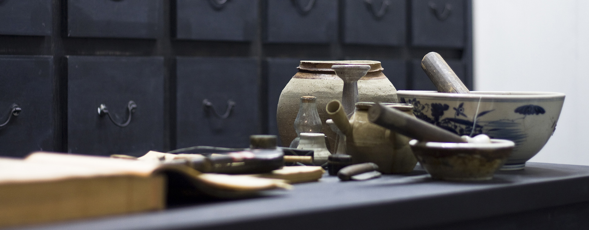 Bei Erkältungen und Muskelbeschwerden: Alleskönner Kampfer